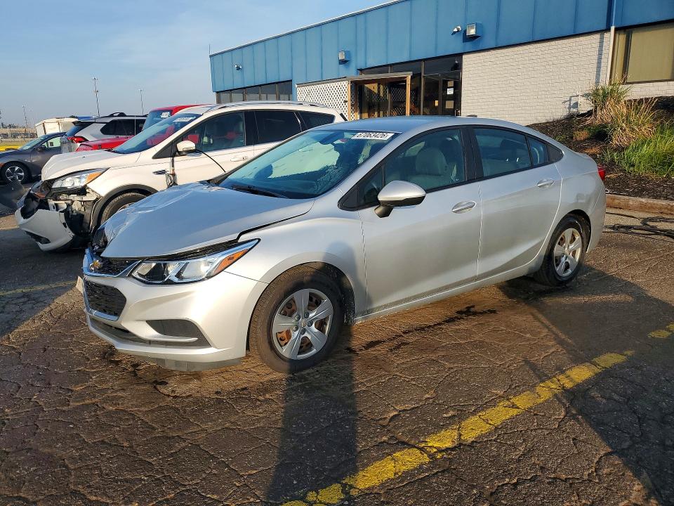 67063426 :رقم المزاد ، 1G1BC5SM1H7129924 vin ، 2017 Chevrolet Cruze مزاد بيع