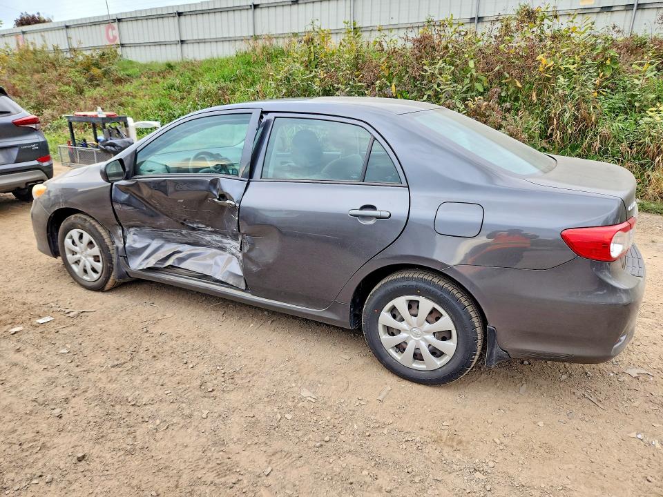 69768426 :رقم المزاد ، 2T1BU4EE1DC059711 vin ، 2013 Toyota Corolla مزاد بيع