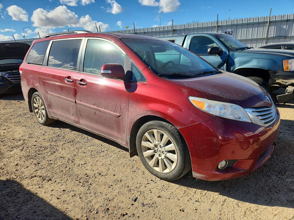 Продажа на аукционе авто 2014 Toyota Sienna, vin: 5TDYK3DC1ES462722, номер лота: 70489606