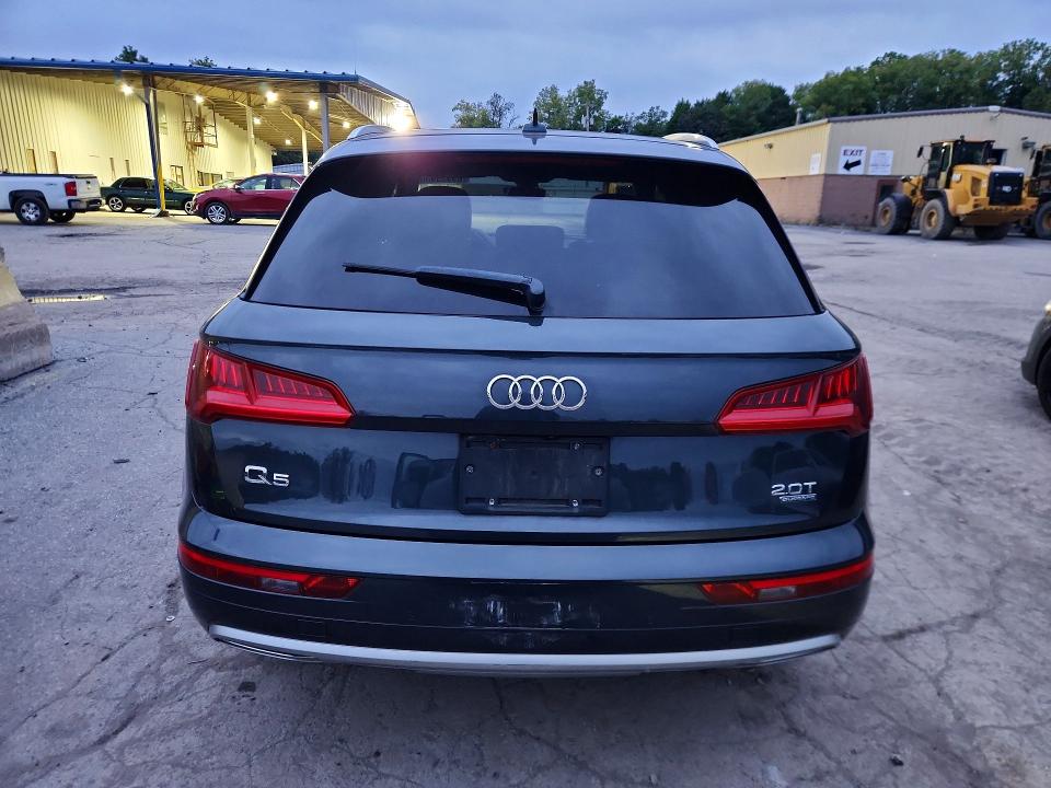 Продаж на аукціоні авто 2018 Audi Q5, vin: WA1CNAFY3J2019370, номер лоту: 69933936