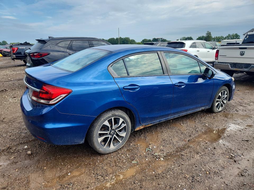 Продаж на аукціоні авто 2015 Honda Civic, vin: 2HGFB2F81FH558104, номер лоту: 68824916