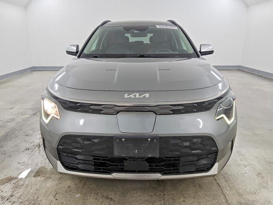 2023 Kia Niro მანქანა იყიდება აუქციონზე, vin: KNDCR3L19P5034086, აუქციონის ნომერი: 69384806