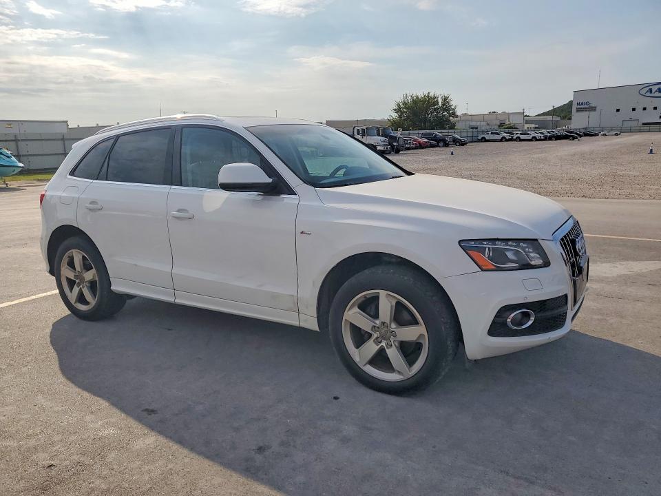 70454546 :رقم المزاد ، WA1DKBFP0BA041912 vin ، 2011 Audi Q5 مزاد بيع