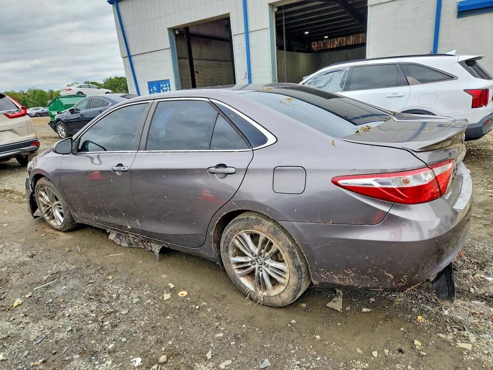 2015 Toyota Camry მანქანა იყიდება აუქციონზე, vin: 4T1BF1FKXFU896553, აუქციონის ნომერი: 71110926
