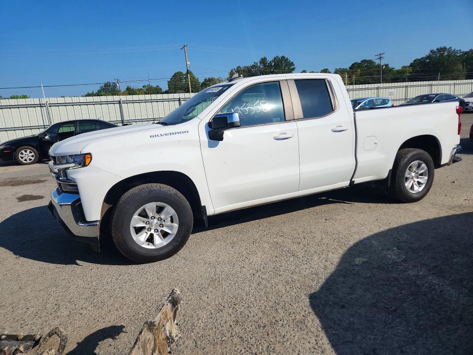 Продаж на аукціоні авто 2021 Chevrolet Silverado, vin: 1GCRWCED6MZ306608, номер лоту: 69042616