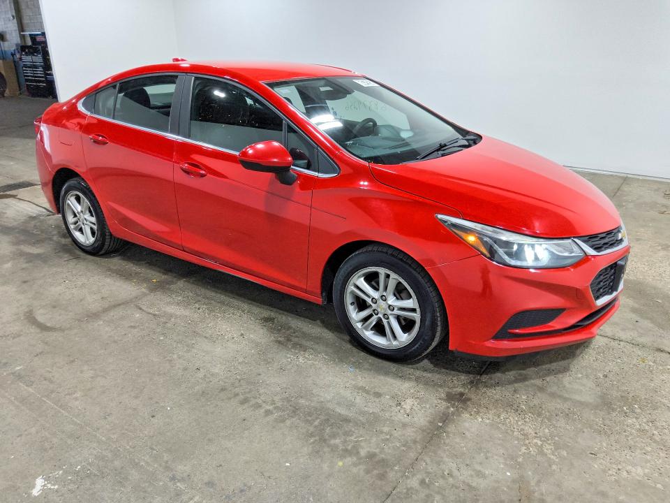 68379256 :رقم المزاد ، 1G1BE5SM7H7231030 vin ، 2017 Chevrolet Cruze مزاد بيع