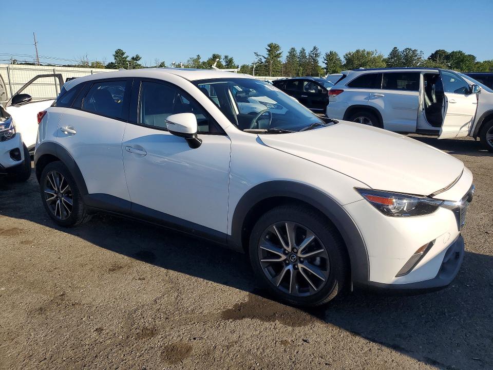 2017 Mazda Cx-3 მანქანა იყიდება აუქციონზე, vin: JM1DKFC77H0172741, აუქციონის ნომერი: 68751526