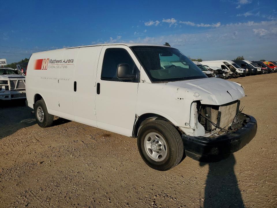 69816846 :رقم المزاد ، 1GCWGBFF7G1288312 vin ، 2016 Chevrolet Express مزاد بيع