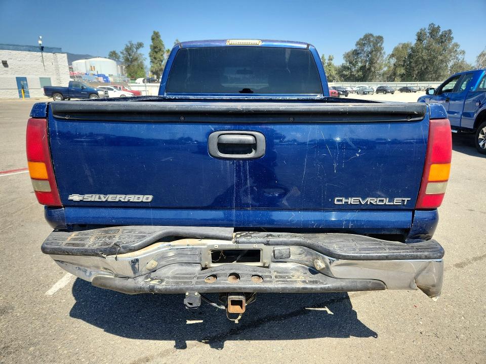 68706126 :رقم المزاد ، 2GCEC19V0Y1151907 vin ، 2000 Chevrolet Silverado مزاد بيع