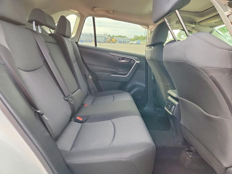 Продаж на аукціоні авто 2019 Toyota Rav4, vin: JTMP1RFV1KD046838, номер лоту: 69010526