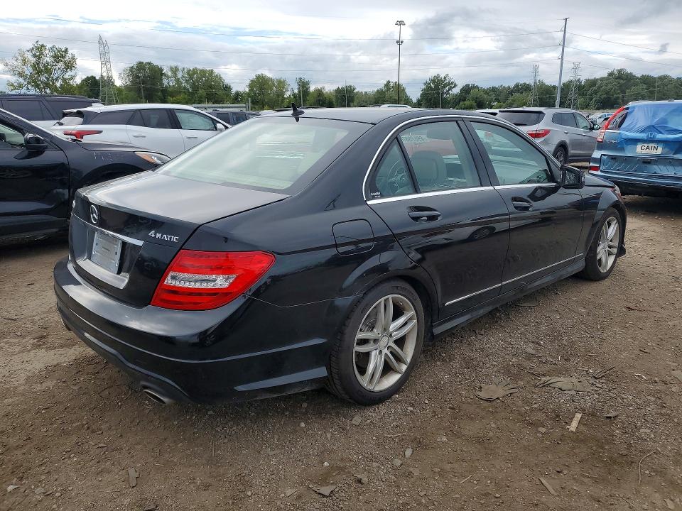 Продажа на аукционе авто 2014 Mercedes-benz C, vin: WDDGF8AB2EA939265, номер лота: 69573876