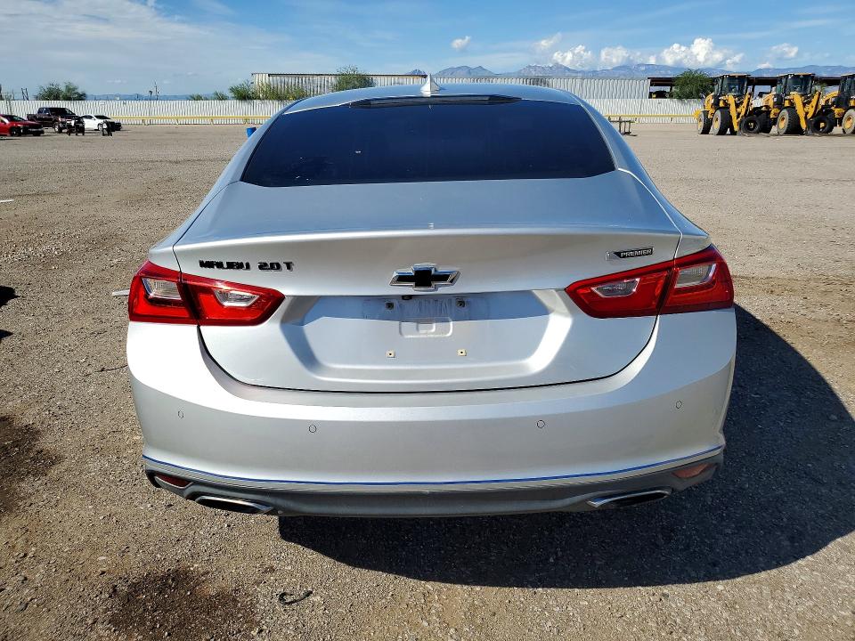 69755266 :رقم المزاد ، 1G1ZE5SX2JF262075 vin ، 2018 Chevrolet Malibu مزاد بيع