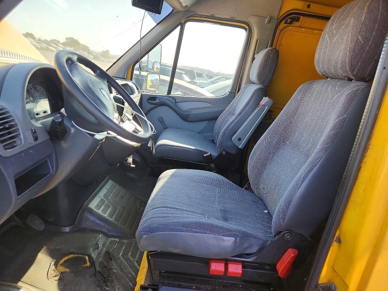 Продаж на аукціоні авто 2003 Sprinter 2500 Sprinter, vin: WD2YD742X35560884        , номер лоту: 68883596