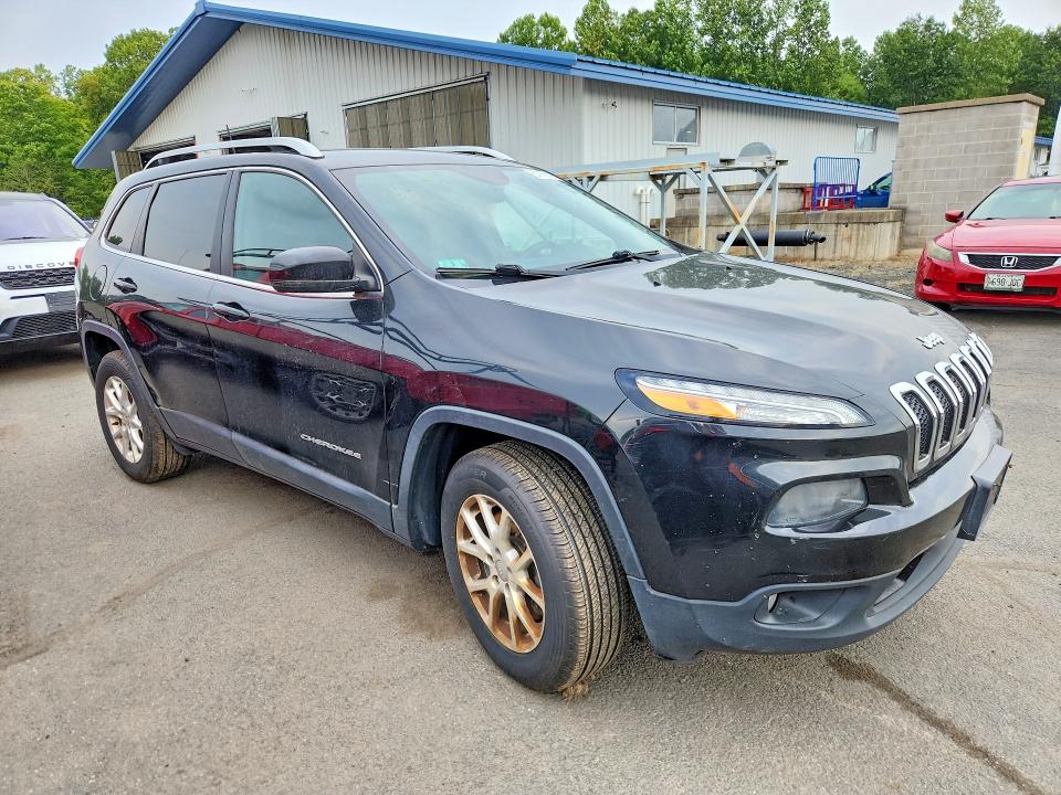 67976126 :رقم المزاد ، 1C4PJMCB2GW371703 vin ، 2016 Jeep Cherokee مزاد بيع