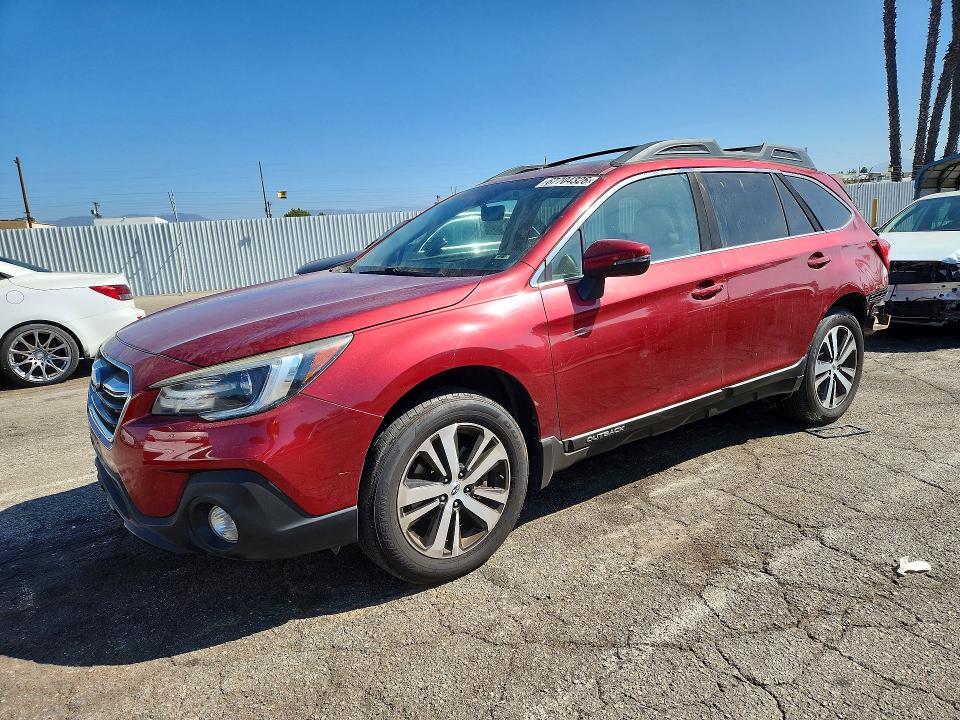 67704326 :رقم المزاد ، 4S4BSANC6J3325338 vin ، 2018 Subaru Outback مزاد بيع