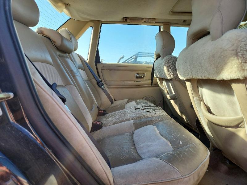 Продажа на аукционе авто 1998 Volvo S70, vin: YV1LS5370W2519957, номер лота: 68534376