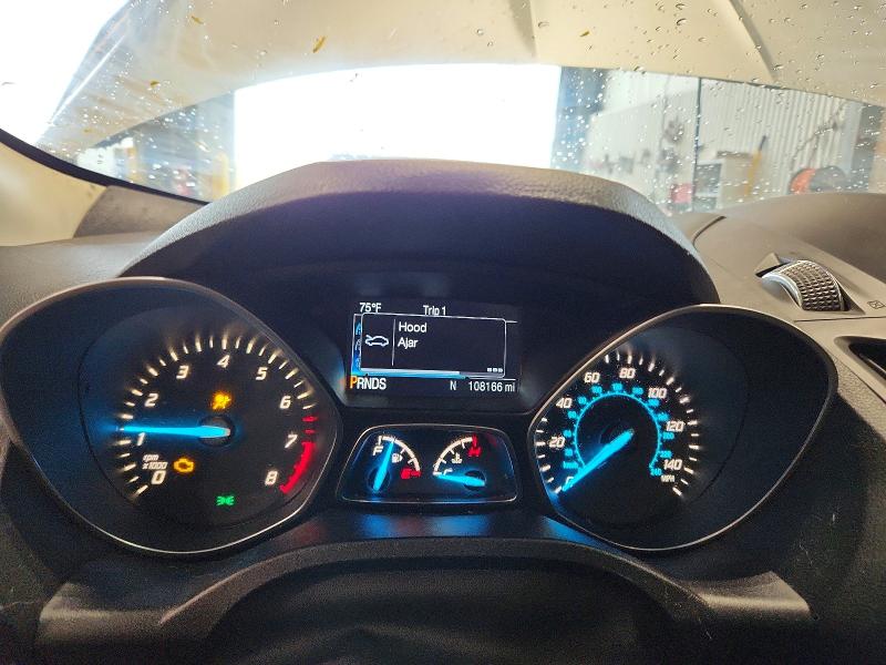 2016 Ford Escape მანქანა იყიდება აუქციონზე, vin: 1FMCU9GX2GUC09909, აუქციონის ნომერი: 68015526