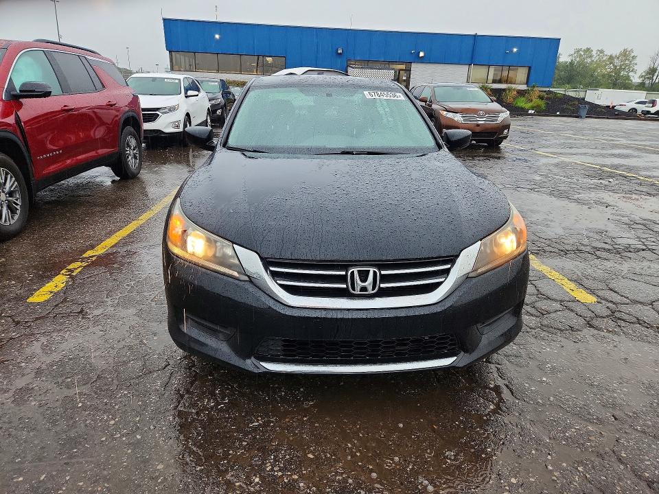 Продаж на аукціоні авто 2015 Honda Accord, vin: 1HGCR2F33FA156201, номер лоту: 67845536