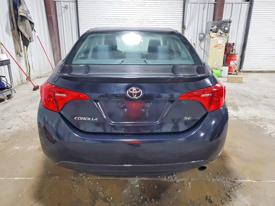67786706 :رقم المزاد ، 2T1BURHE6HC952844 vin ، 2017 Toyota Corolla مزاد بيع