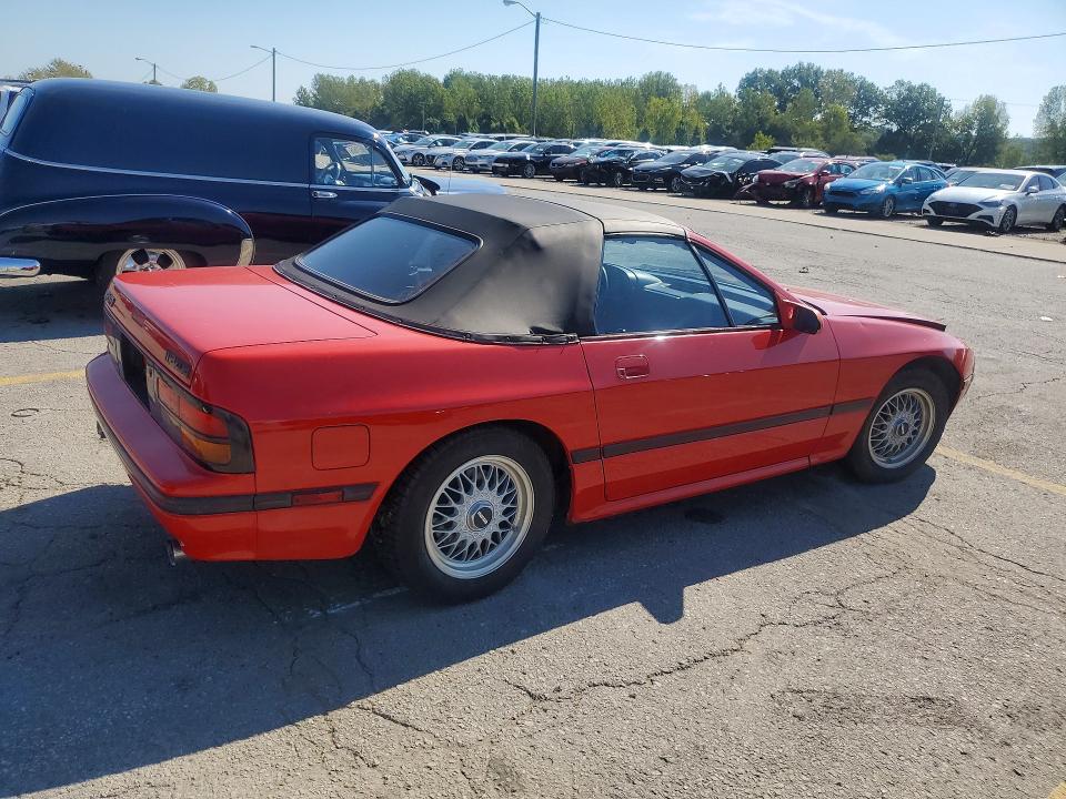 1988 Mazda Rx7 მანქანა იყიდება აუქციონზე, vin: JM1FC3511J0104745, აუქციონის ნომერი: 68935106