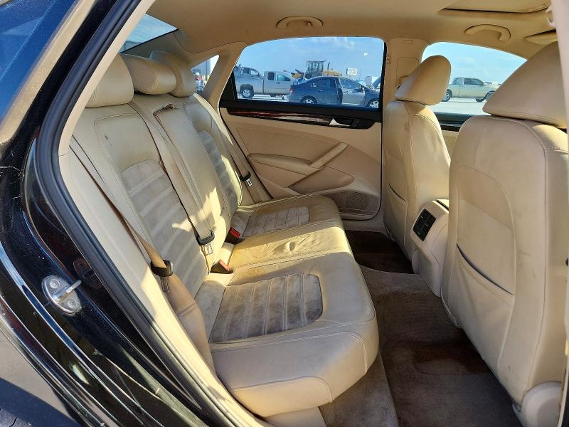 2015 Volkswagen Passat მანქანა იყიდება აუქციონზე, vin: 1VWCV7A34FC121084, აუქციონის ნომერი: 67634396