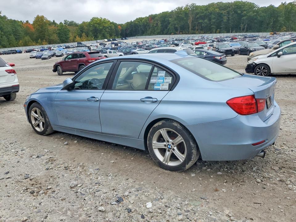 2013 Bmw 320 მანქანა იყიდება აუქციონზე, vin: WBA3C3C51DF979640, აუქციონის ნომერი: 70789016