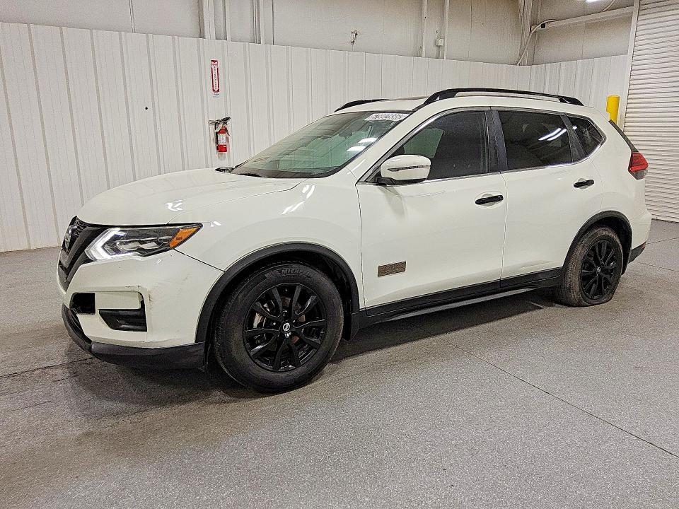 Продаж на аукціоні авто 2017 Nissan Rogue, vin: 5N1AT2MT6HC756160, номер лоту: 67992886