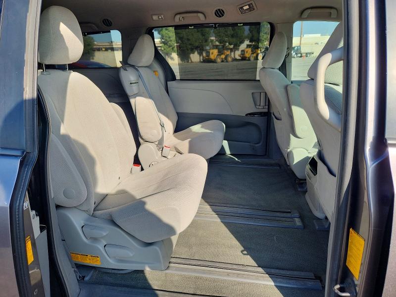 2014 Toyota Sienna მანქანა იყიდება აუქციონზე, vin: 5TDKK3DC2ES408433, აუქციონის ნომერი: 70307916