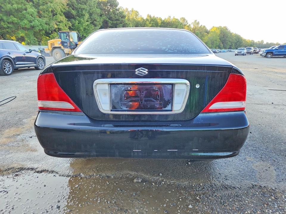 67293366 :رقم المزاد ، KL5VM52L04B129080 vin ، 2004 Suzuki Verona مزاد بيع