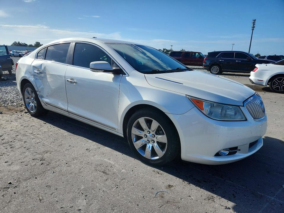 69592026 :رقم المزاد ، 1G4GC5G30DF330383 vin ، 2013 Buick Lacrosse مزاد بيع