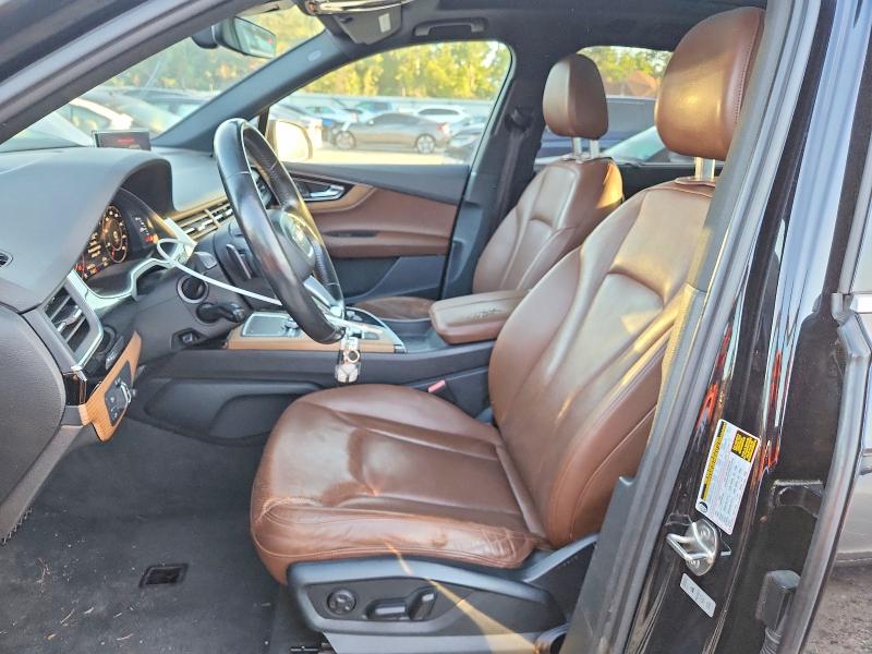 Продажа на аукционе авто 2017 Audi Q7, vin: WA1LAAF76HD005450, номер лота: 68721016