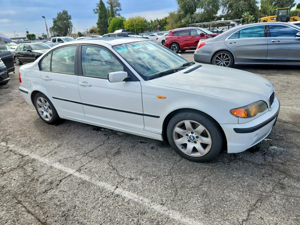 Продажа на аукционе авто 2005 Bmw 325, vin: WBAAZ33435KW78163, номер лота: 65604796
