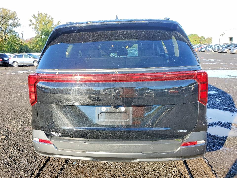 71096416 :رقم المزاد ، KNDNE5KA6S6081340 vin ، 2025 Kia Carnival Hybrid مزاد بيع