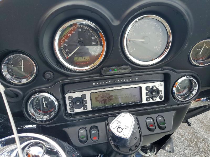 68992516 :رقم المزاد ، 1HD1FCM13CB686274 vin ، 2012 Harley-davidson Flhtcu مزاد بيع