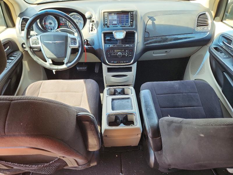 69108786 :رقم المزاد ، 2A4RR5DG9BR636985 vin ، 2011 Chrysler Town & Country مزاد بيع