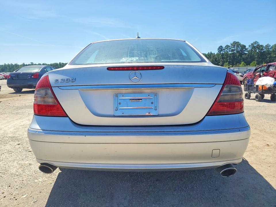 69138486 :رقم المزاد ، WDBUF56X18B190553 vin ، 2008 Mercedes-benz E مزاد بيع