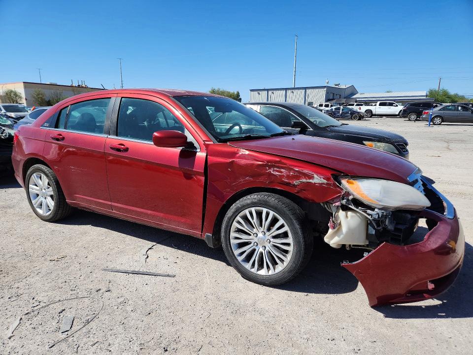 Продаж на аукціоні авто 2013 Chrysler 200, vin: 1C3CCBAB4DN670292, номер лоту: 69727936