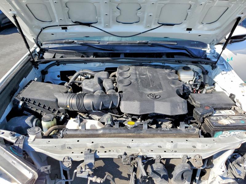 69905256 :رقم المزاد ، JTEBU5JR3E5174285 vin ، 2014 Toyota 4runner مزاد بيع