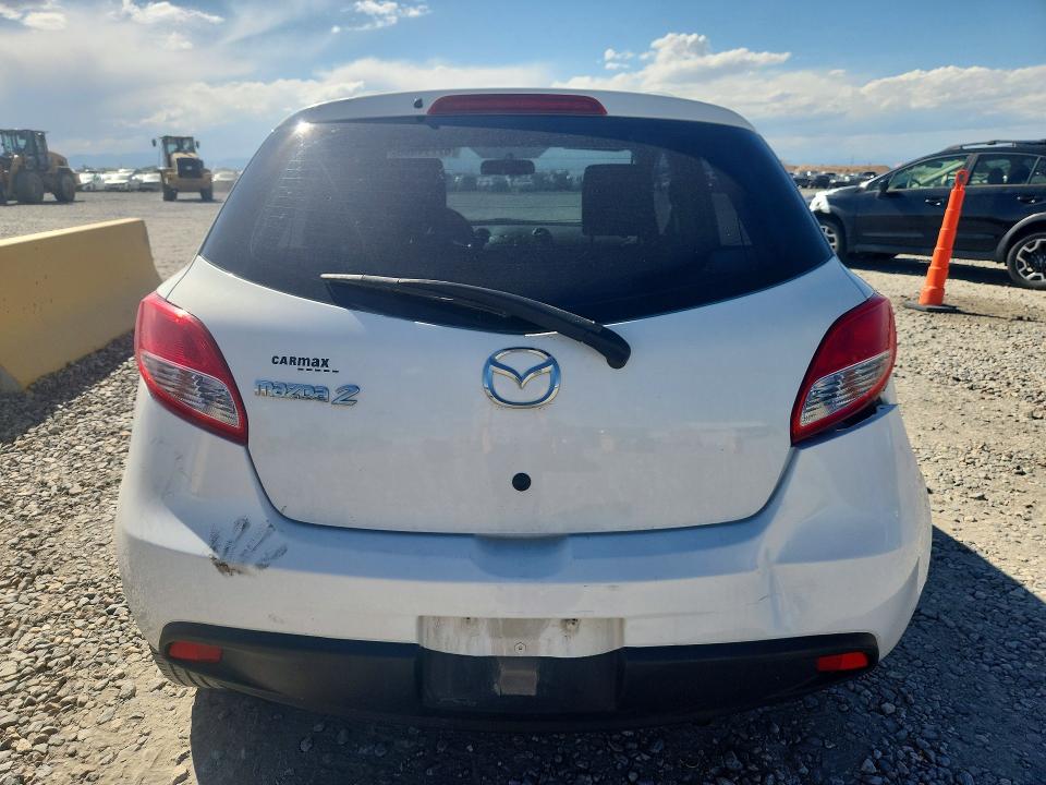 2014 Mazda Mazda2 მანქანა იყიდება აუქციონზე, vin: JM1DE1KY3E0185812, აუქციონის ნომერი: 67714306