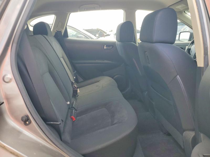 68110556 :رقم المزاد ، JN8AS5MT0AW024270 vin ، 2010 Nissan Rogue مزاد بيع