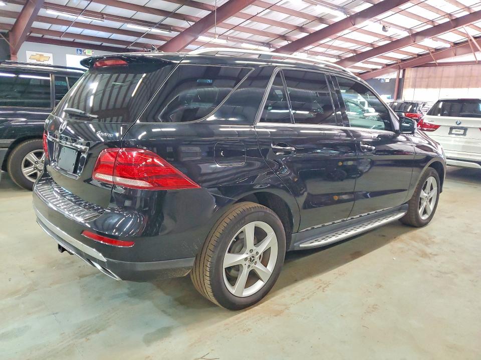 68008716 :رقم المزاد ، 4JGDA5HB6HA956120 vin ، 2017 Mercedes-benz Gle مزاد بيع