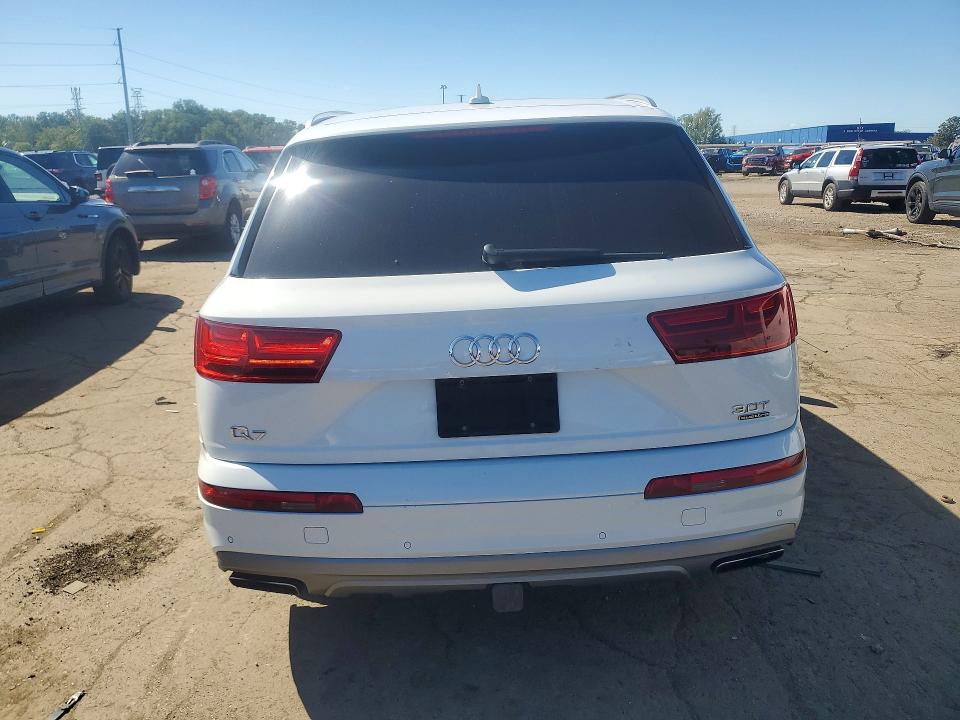 Aukcja sprzedaży 2017 Audi Q7, vin: WA1LAAF72HD008426, numer aukcji: 70126826
