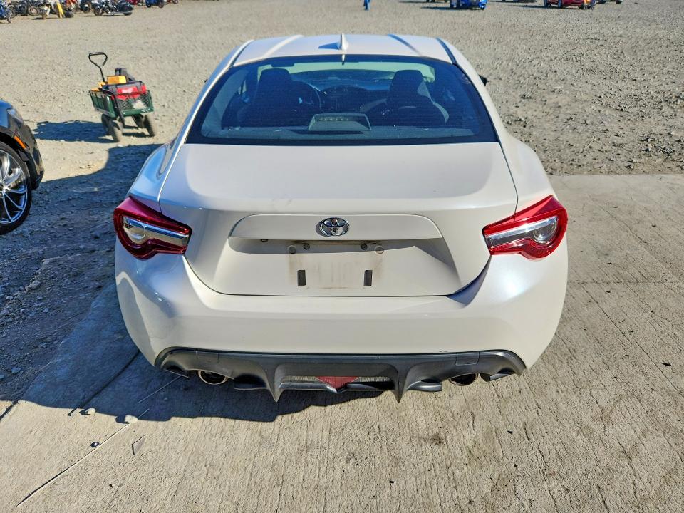 Продажа на аукционе авто 2017 Toyota 86, vin: JF1ZNAA14H8711354, номер лота: 68107126