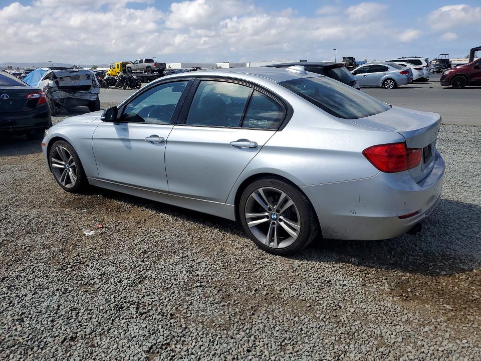 69816166 :رقم المزاد ، WBA3A5C55CF259354 vin ، 2012 Bmw 328 مزاد بيع