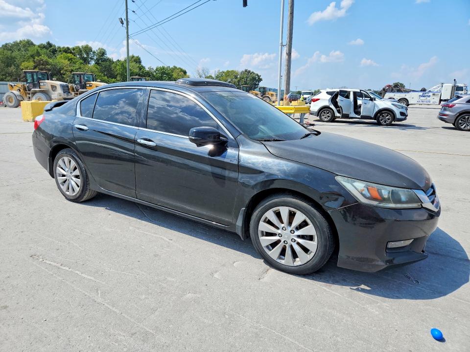 Продаж на аукціоні авто 2014 Honda Accord, vin: 1HGCR3F87EA011369, номер лоту: 67986936