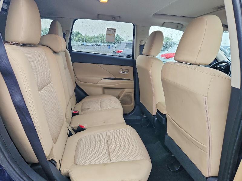 Продажа на аукционе авто 2018 Mitsubishi Outlander, vin: JA4AZ3A31JZ071509, номер лота: 69527316