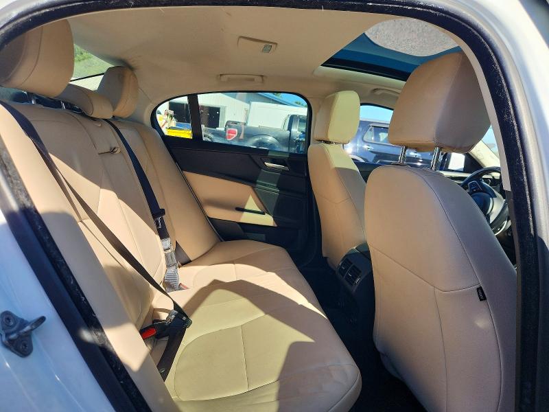 2017 Jaguar Xe მანქანა იყიდება აუქციონზე, vin: SAJAJ4BVXHA958474        , აუქციონის ნომერი: 68617226