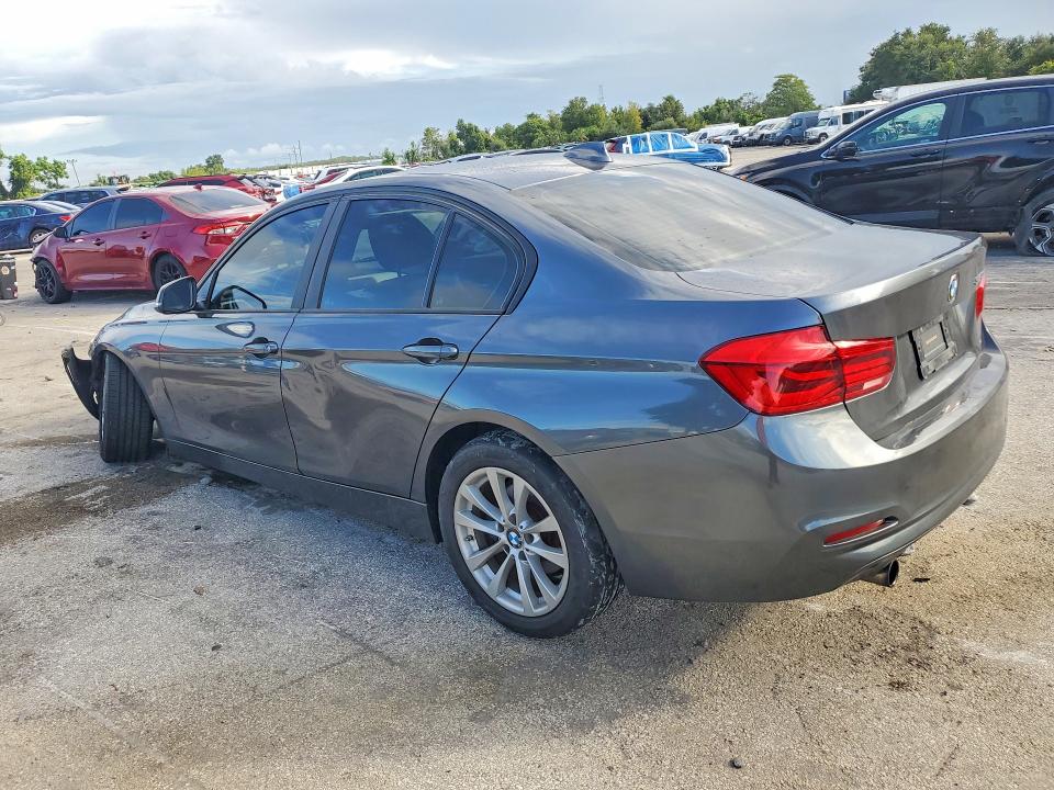 67528856 :رقم المزاد ، WBA8E1G50GNT99918 vin ، 2016 Bmw 320 مزاد بيع