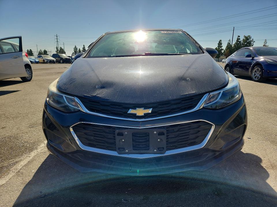 Продаж на аукціоні авто 2018 Chevrolet Cruze, vin: 1G1BE5SM7J7192820, номер лоту: 71076636