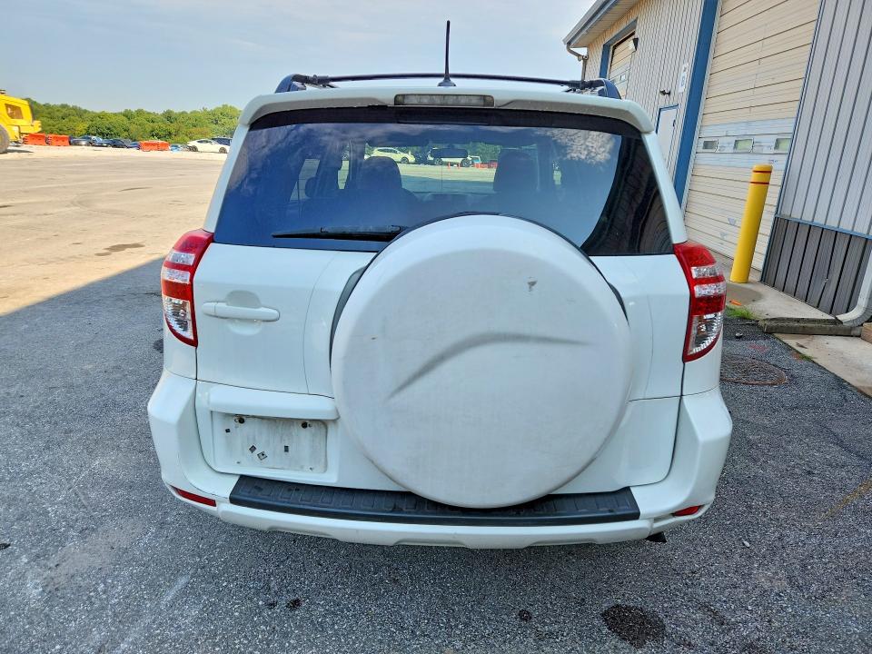 2010 Toyota Rav4 მანქანა იყიდება აუქციონზე, vin: 2T3BF4DV4AW081716, აუქციონის ნომერი: 67460076